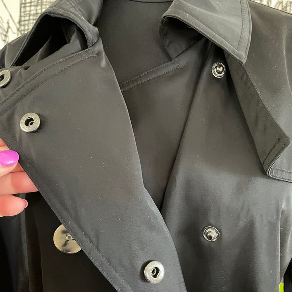 Dana Buchman trench coat  Size Medium Black Double Breasted - Picture 8 of 12